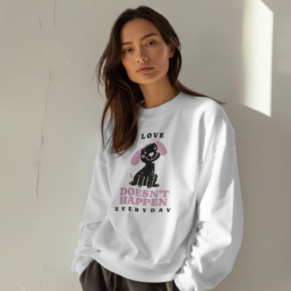 Obrazek Love Doesn't Happen Everyday